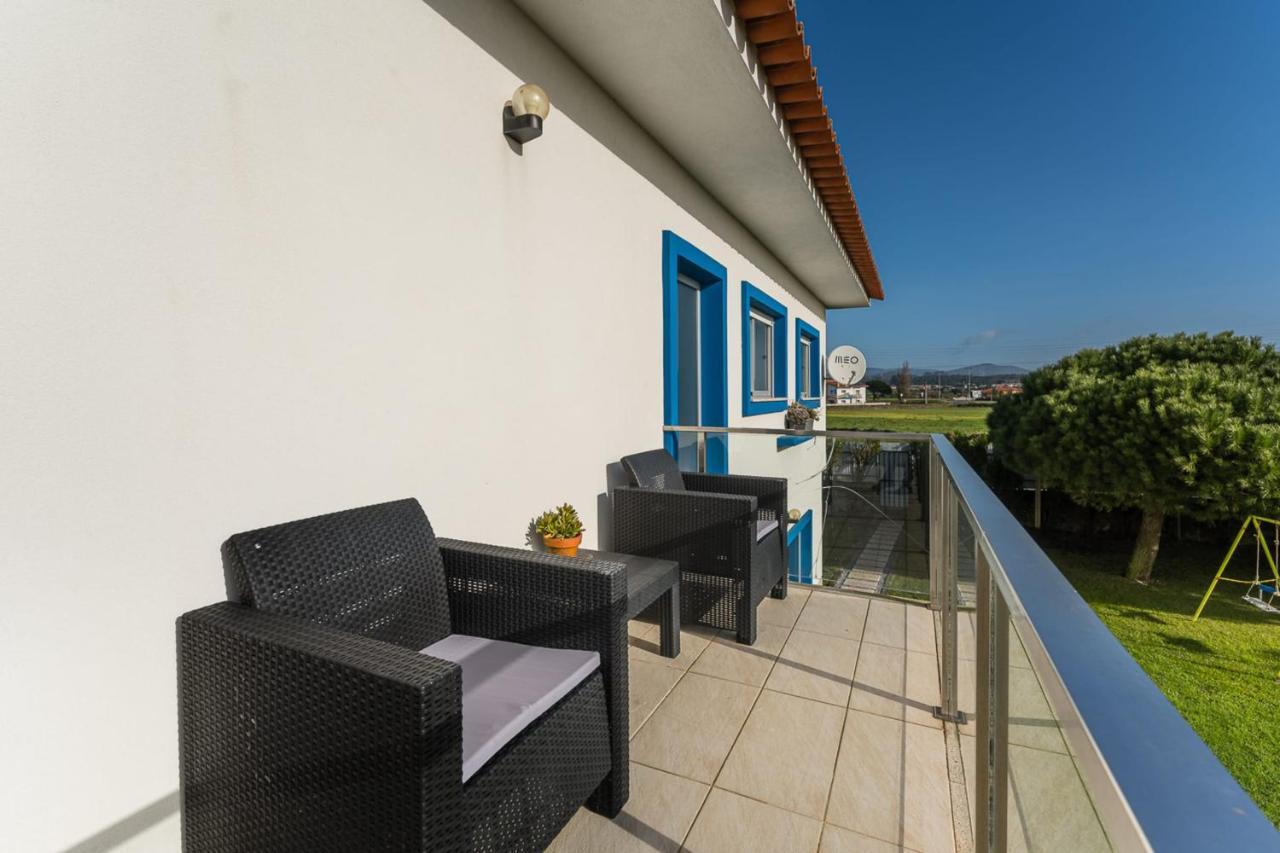 Beachfront Villa In Esposende Luaran gambar