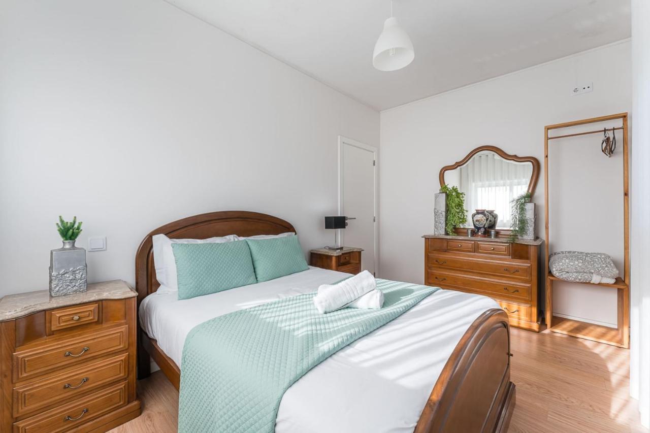 Beachfront Villa In Esposende Luaran gambar