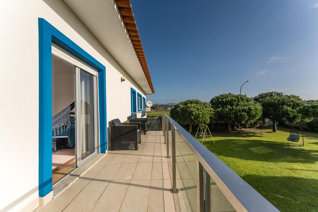 Beachfront Villa In Esposende Luaran gambar
