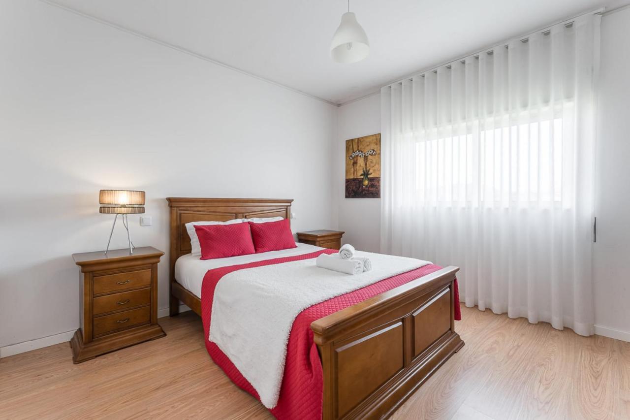 Beachfront Villa In Esposende Luaran gambar