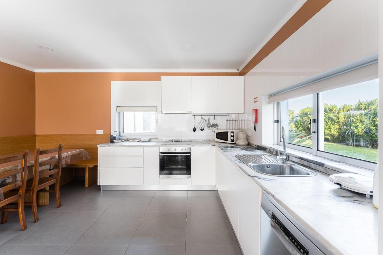 Beachfront Villa In Esposende Luaran gambar