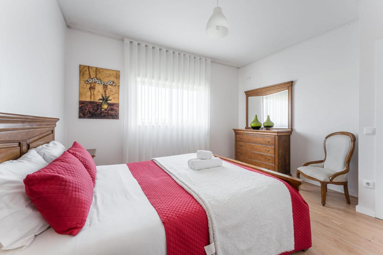 Beachfront Villa In Esposende Luaran gambar